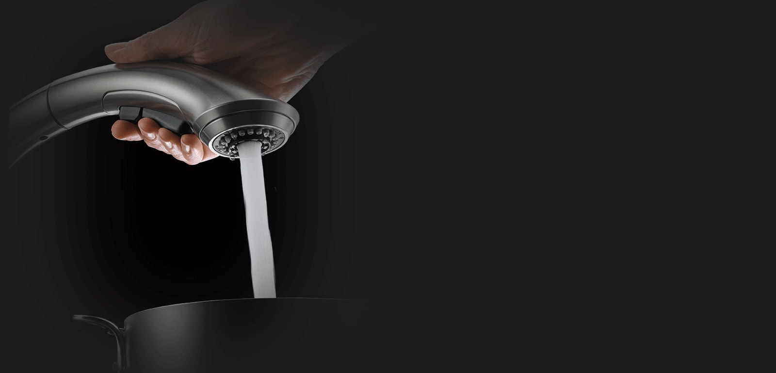 Variable Flow Kitchen Sink MultiFlow™ Spray Wand Delta Faucet