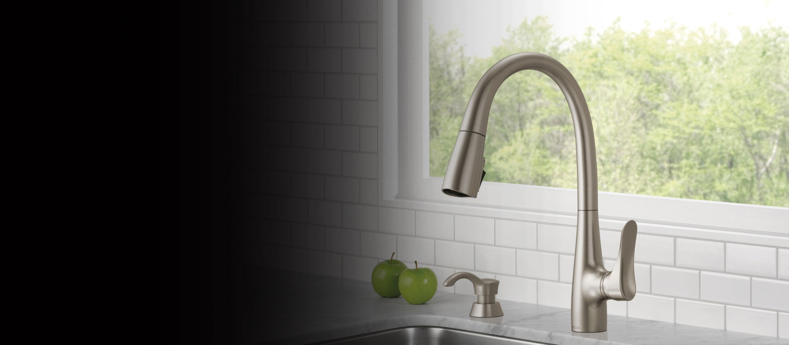 DUNSLEY Kitchen Collection Delta Faucet