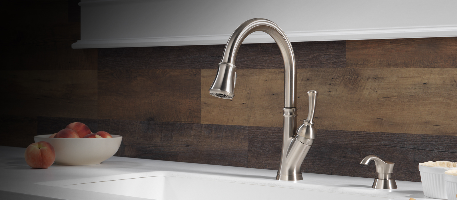 SAVILE Kitchen Collection Delta Faucet