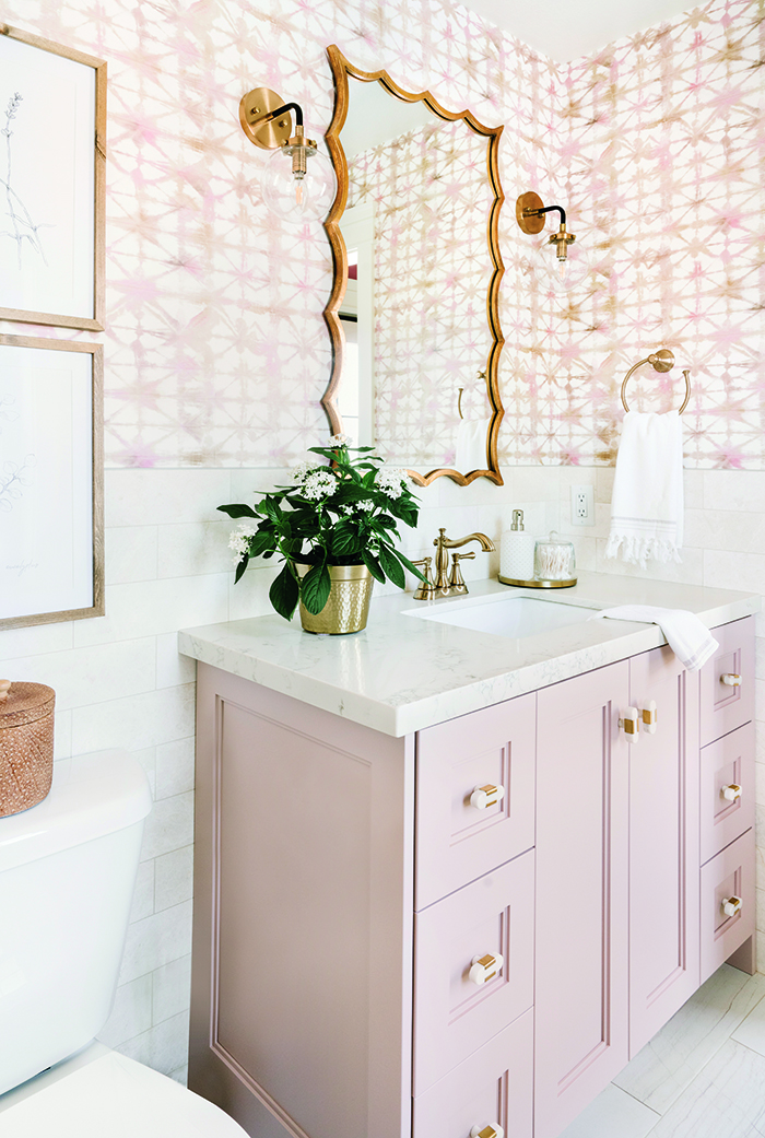 Powder Room Decorating Ideas | Delta Faucet Inspired Living